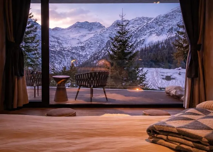 Caselva Mountain By 木屋 阿罗萨