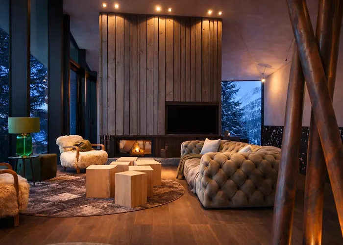 Caselva Mountain By * 阿罗萨