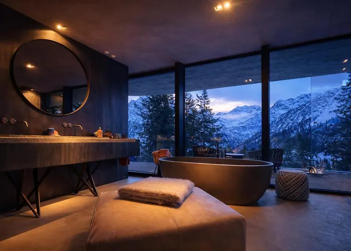 Caselva Mountain By 샬레